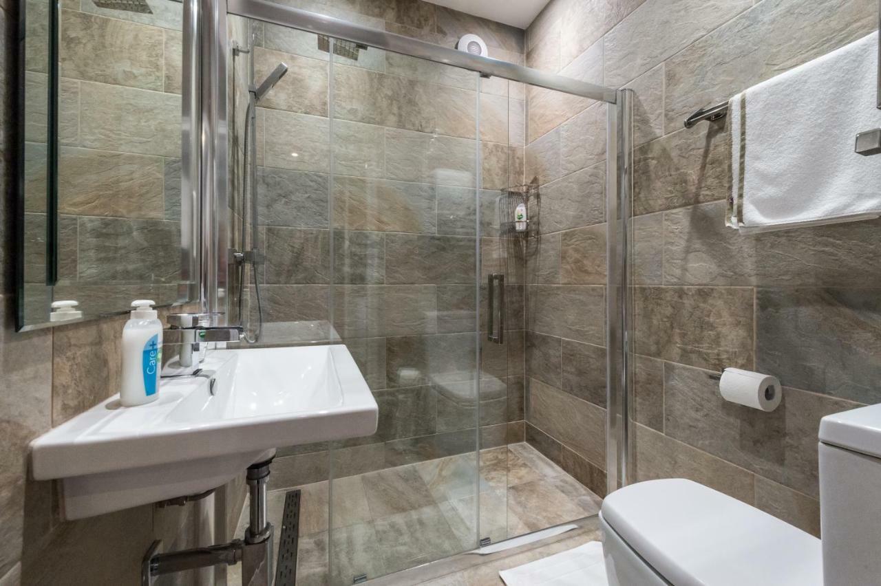 Stylish Apartment,12 Minutes From Oxford Street,Central London,Ac,Wifi! Dış mekan fotoğraf